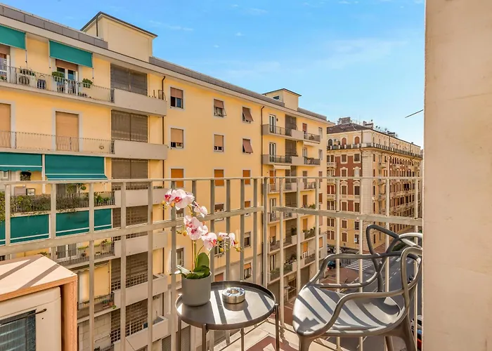 Nelli - Via Xxiv Maggio 4* La Spezia