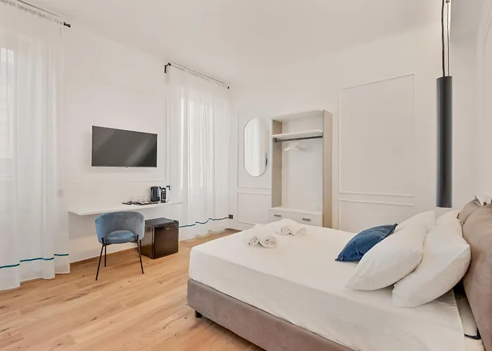 Maison d'hôtes Nelli - Via Xxiv Maggio 4*